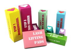 Scatole cosmetiche a colori misti