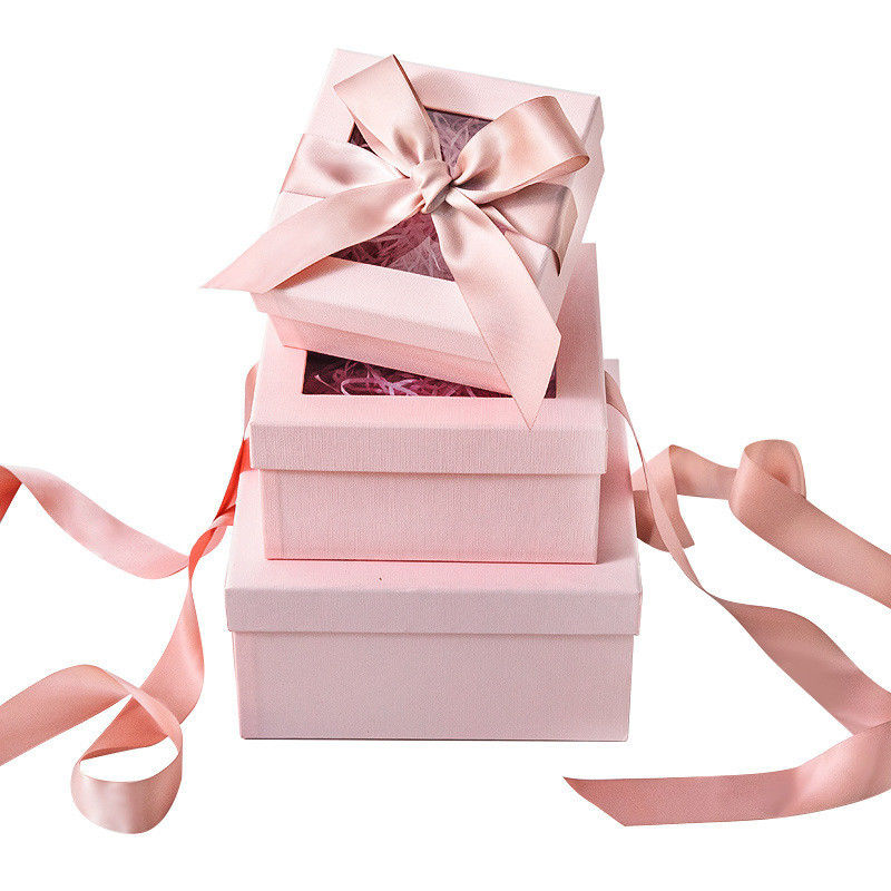 Contenitore di regalo rosa su misura di Recentage del quadrato con il nastro