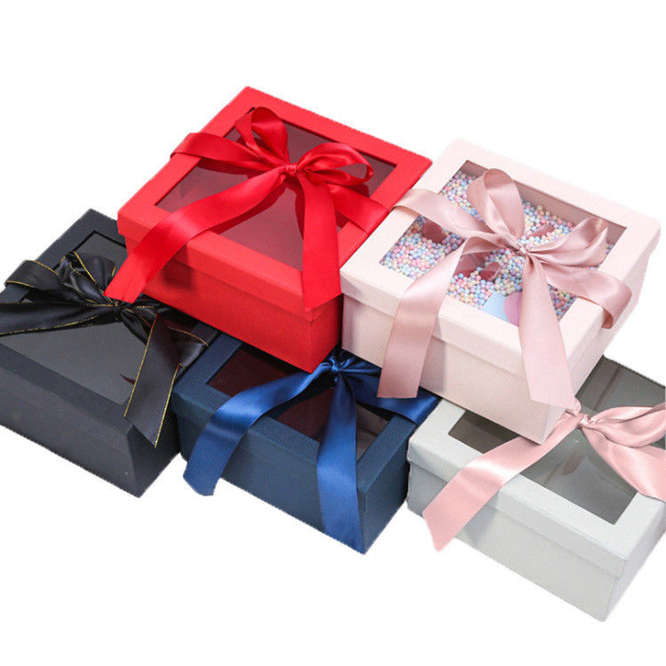 Contenitore di regalo rosa su misura di Recentage del quadrato con il nastro