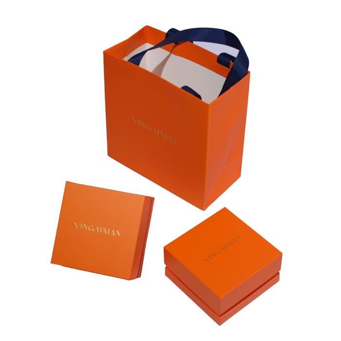 Disegni di scatole personalizzate Gioielli Scatole di imballaggio Colletti Braccialetti Scatole di imballaggio Scatole di marca personalizzate