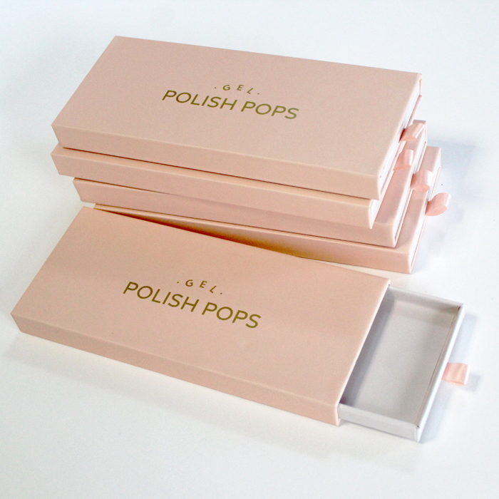 Scatola per unghie finte di lusso con laminazione lucida, rivestimento UV e verniciatura per manicure di bellezza