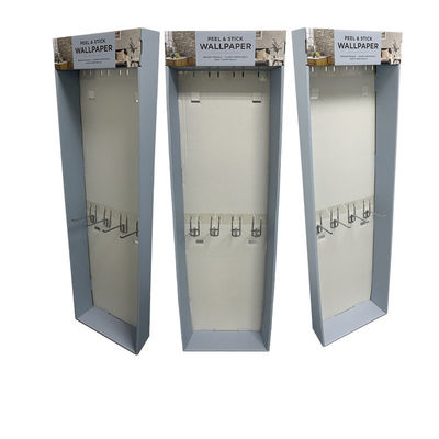 Display in cartone con gancio per appendiabiti in metallo